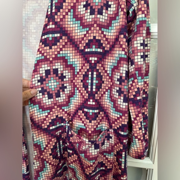 LuLaRoe Sarah Long Sleeve Duster Cardigan Pixelated Floral Print Size Medium M - Picture 3 of 12